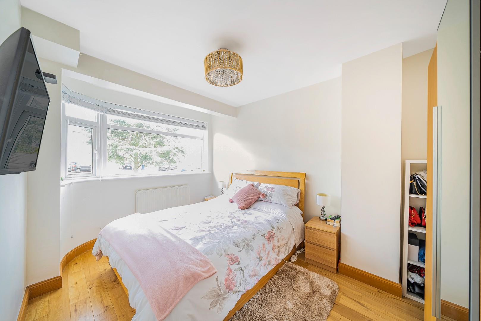 Grants Close, Mill Hill, London